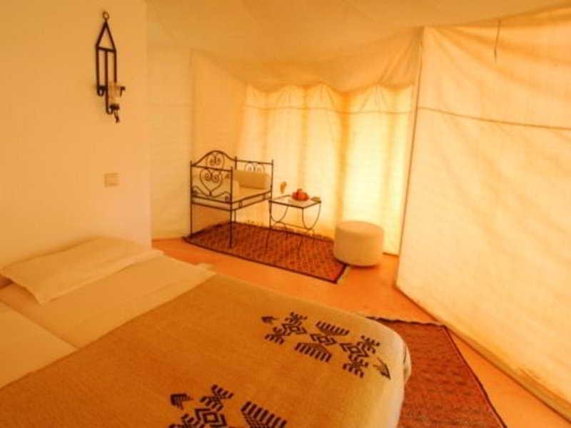 Campement Yadis Ksar Ghilane Номер фото